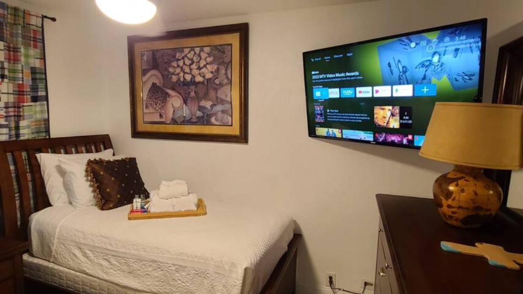Palm Springs 3-Bedroom 2-Bath 5 Miles To The Beach Лейк Уърт Екстериор снимка